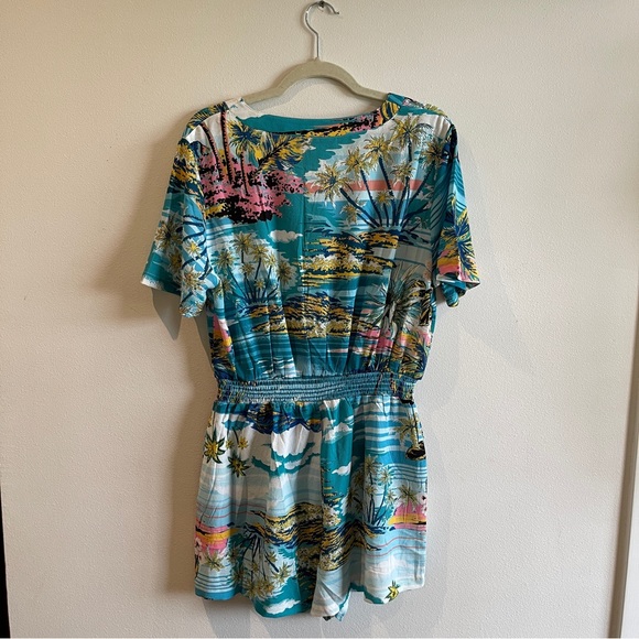 Flying Tomato Palm tree beachy romper size L - Picture 3 of 10